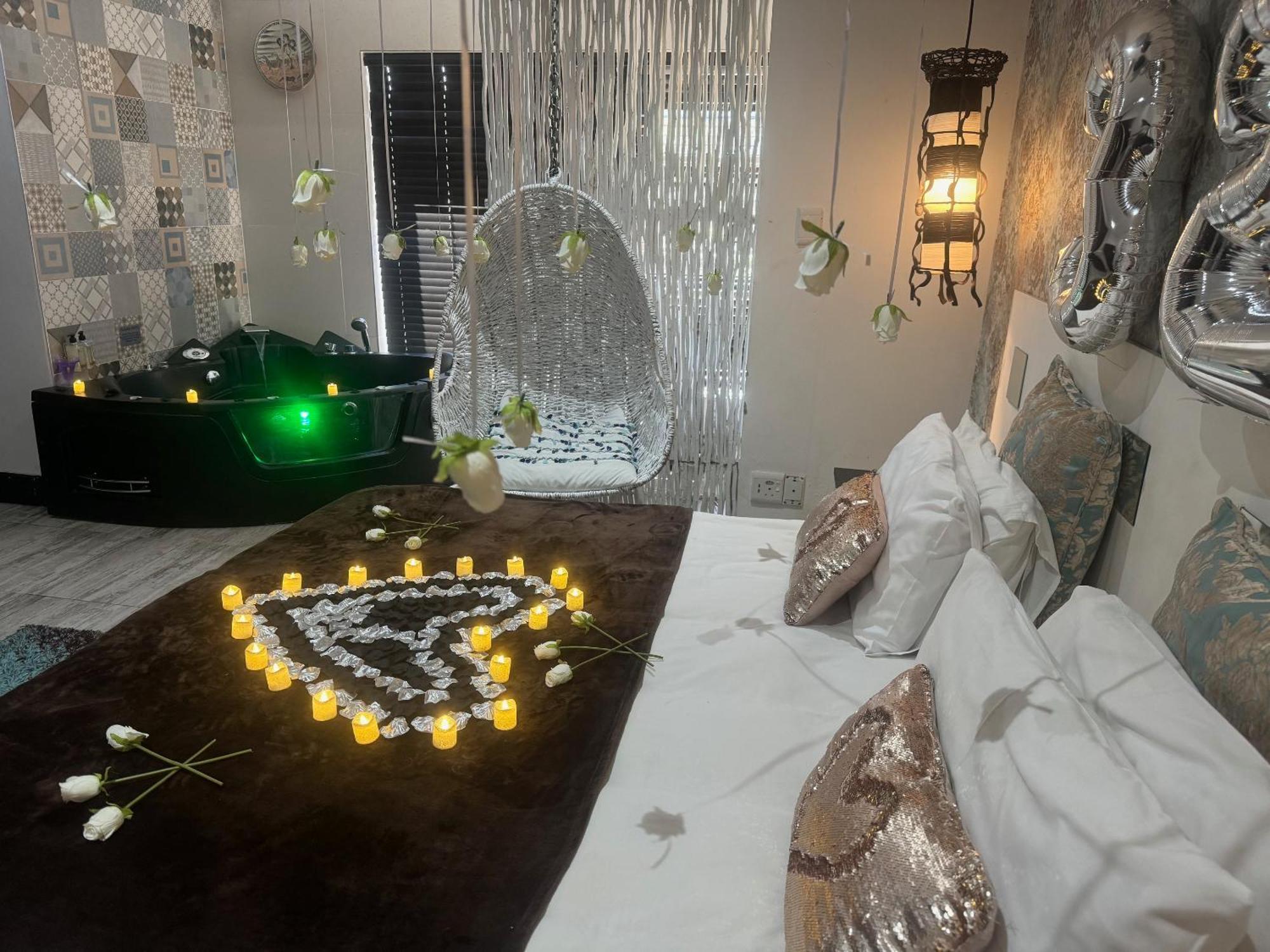 Africa Paradise - Or Tambo Airport Boutique Hotel Benoni Luaran gambar